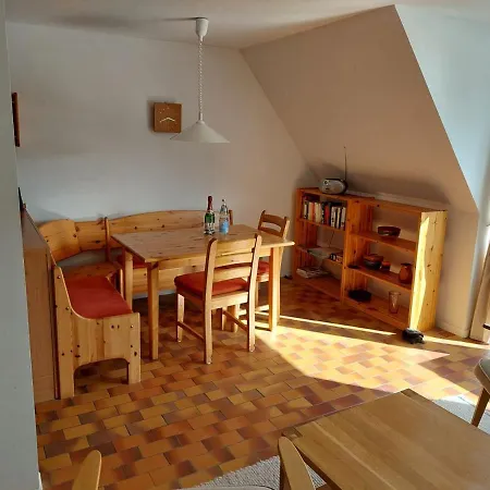 Apartment Falkenweg 7